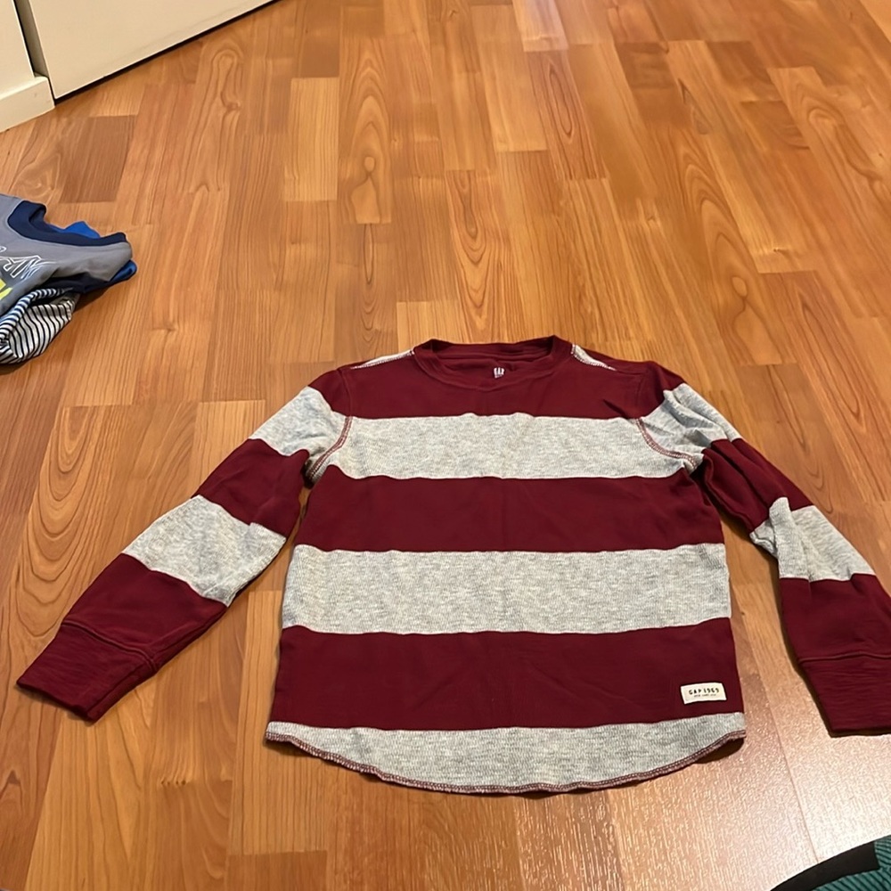 Gap kids burgundy grey stripe textured long sleeve shirt